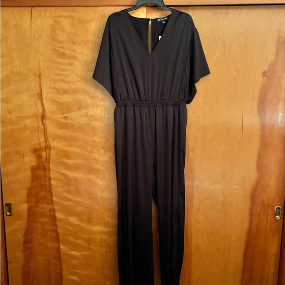 Women’s Black Jumpsuit size L - Picture 1 of 5